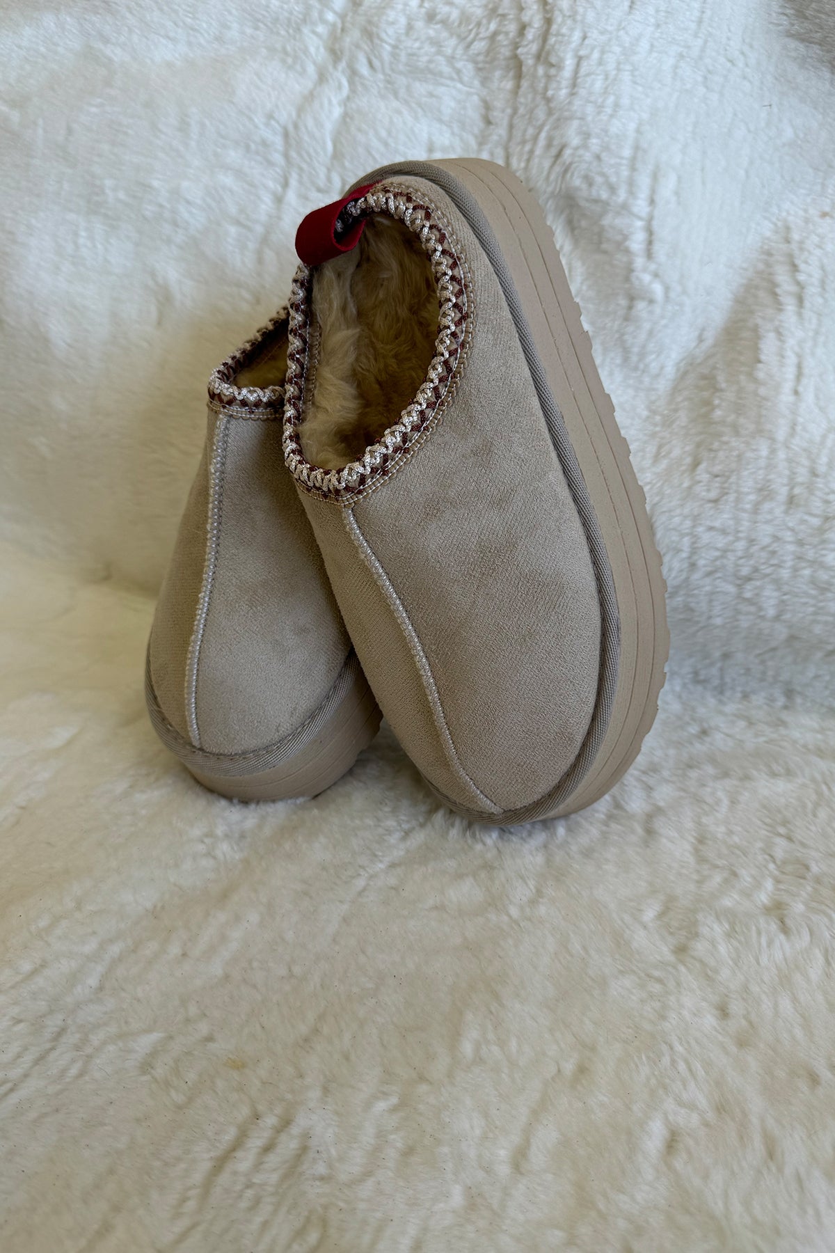 Kadın Bej Şeritli Terlik