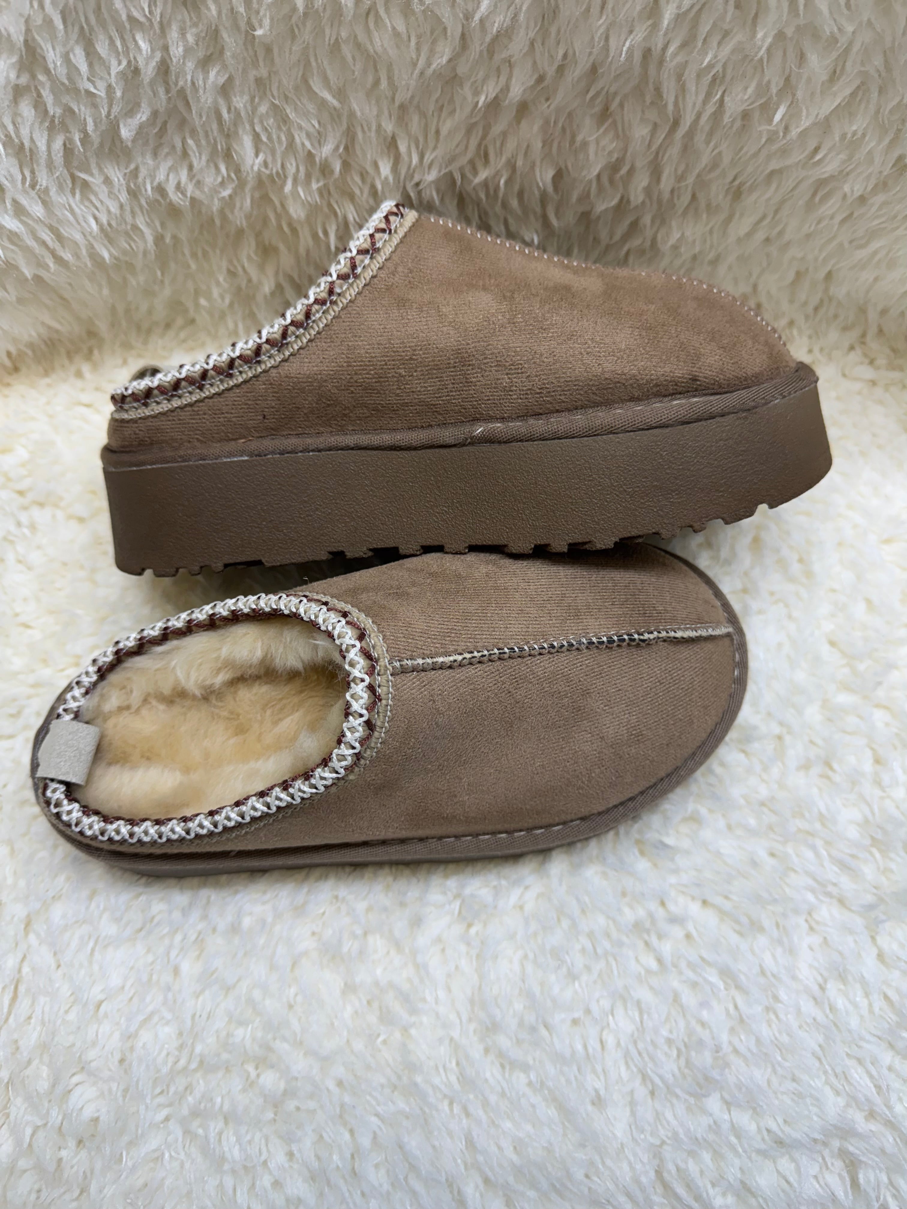 Kadın Vizon Şeritli Terlik