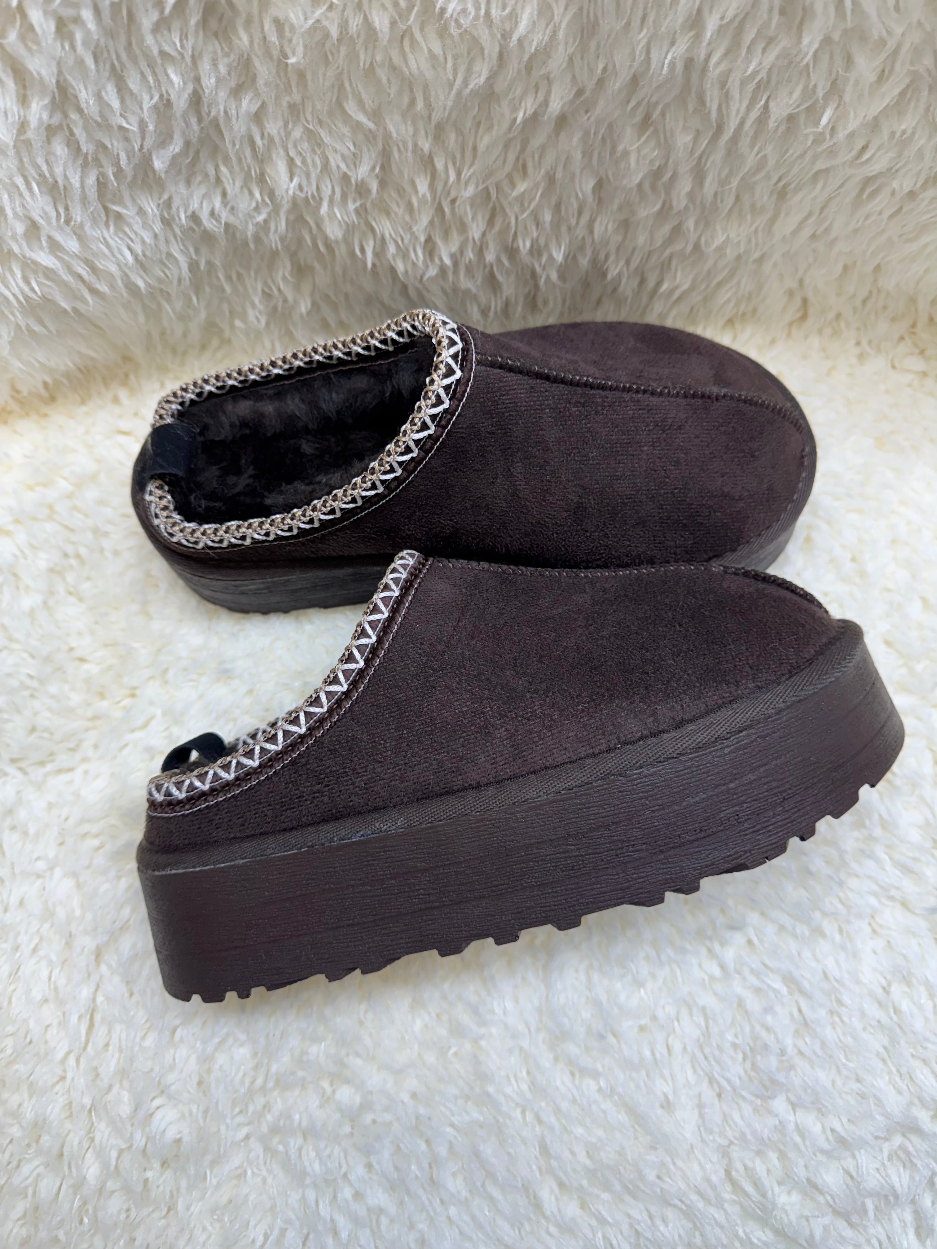 Kadın Acı Kahve Şeritli Terlik