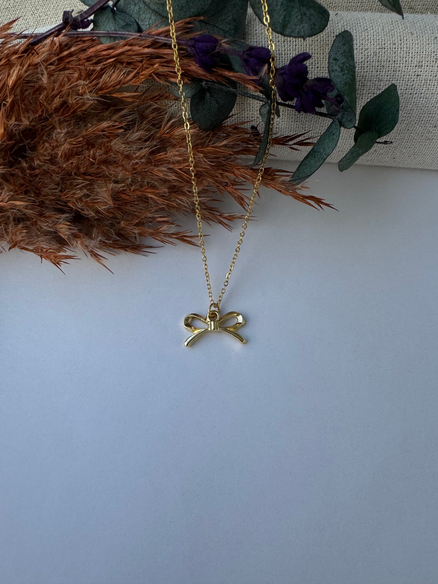 Gold Fiyonk Çelik Kolye