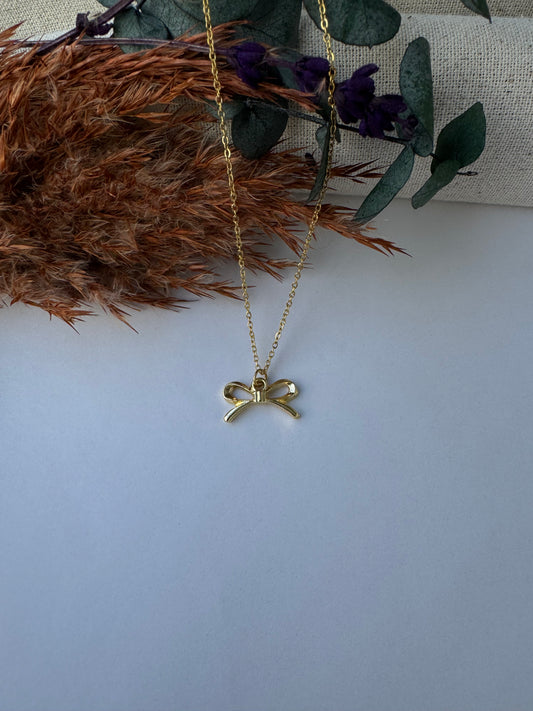 Gold Fiyonk Çelik Kolye