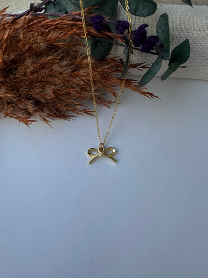 Gold Fiyonk Çelik Kolye