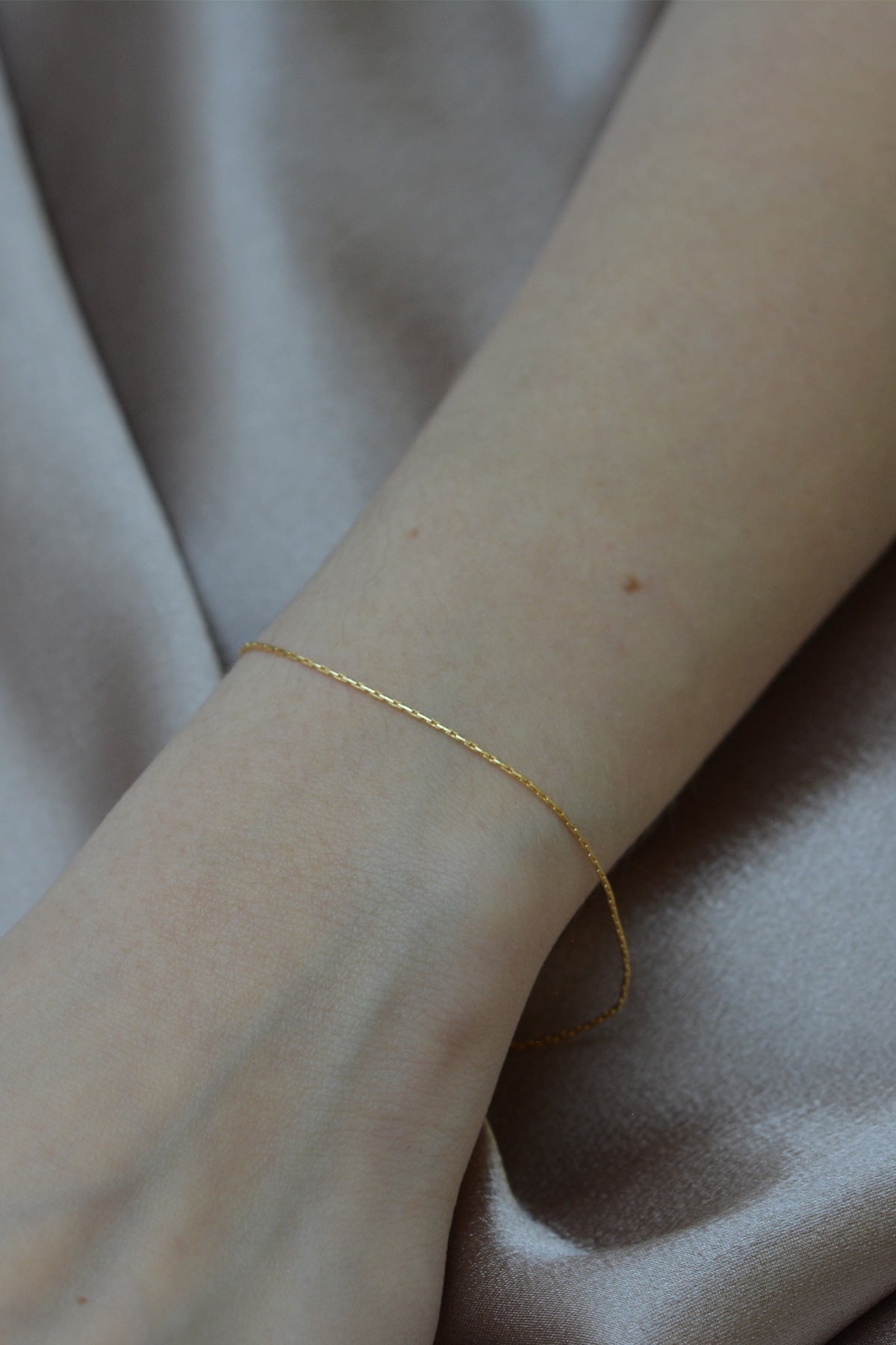 Kadın İnce Zarif Bileklik