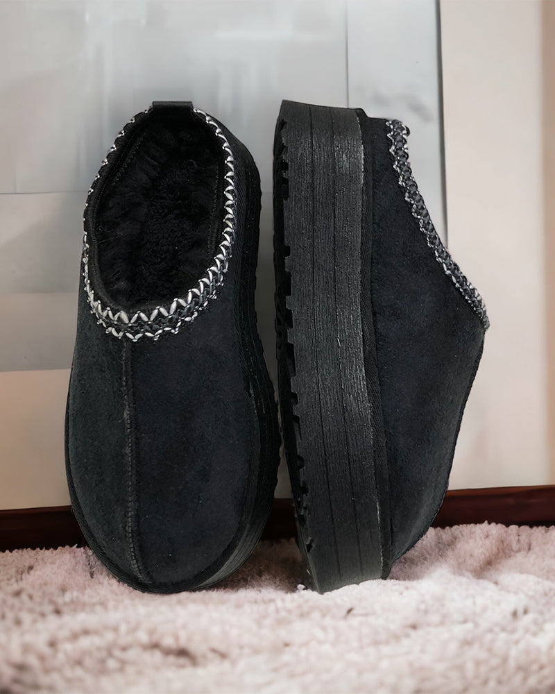 Kadın Siyah Şeritli Terlik